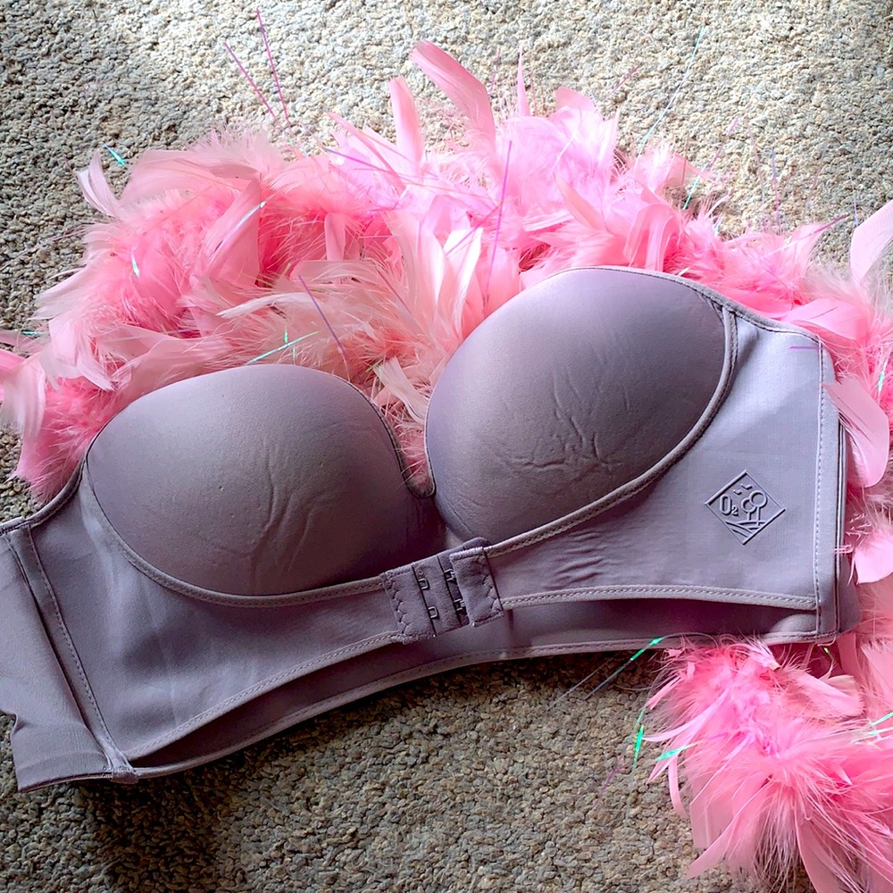 Flirtiva strapless push up bra (NWT)